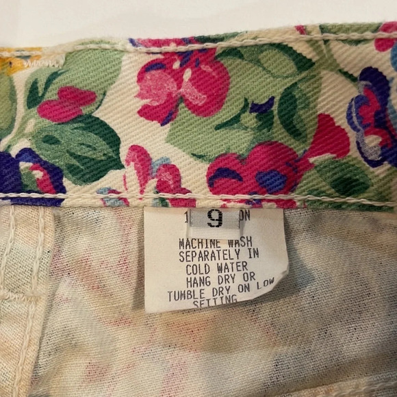 Vintage 90s Paris Blues Denim Shorts High Rise Floral Size 9 Juniors - Picture 4 of 12